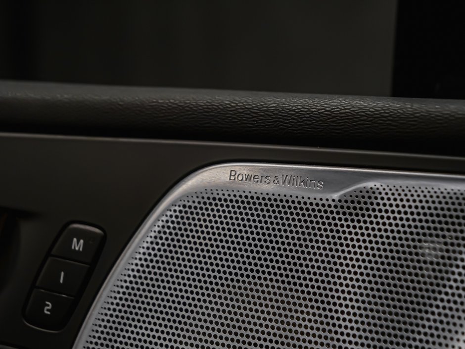 2023 Volvo XC60 B6 AWD ULTIMATE BRIGHT THEME-9