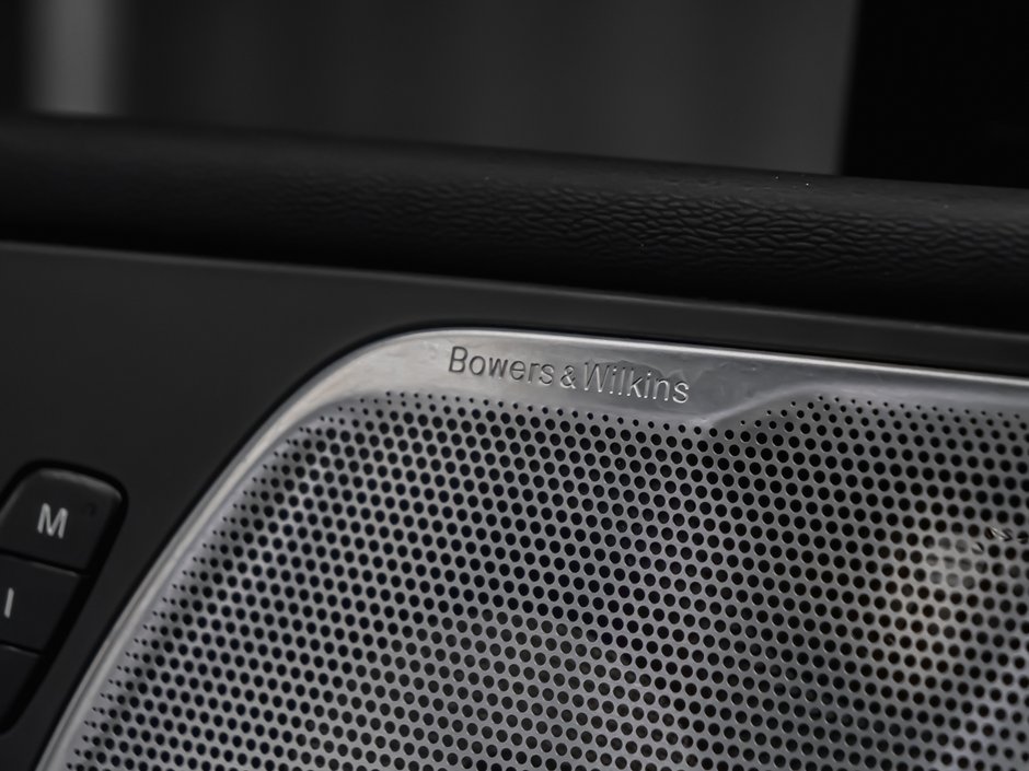 Volvo XC60 B6 ULTIMATE DARK 2023-9