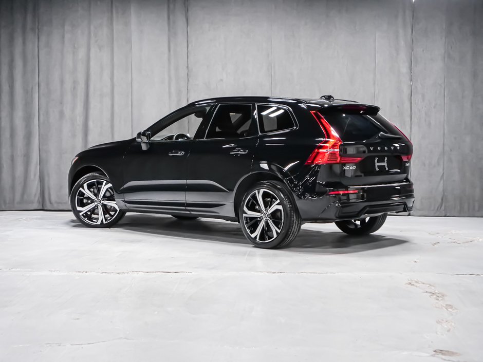 Volvo XC60 B6 ULTIMATE DARK 2023-3