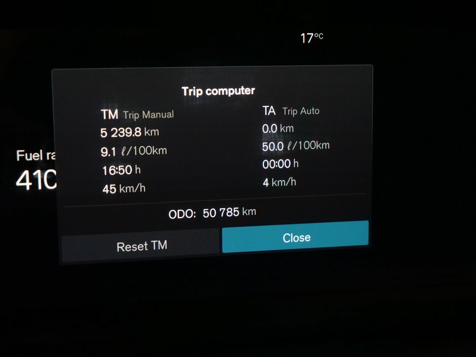 Volvo XC60 B6 ULTIMATE DARK 2023-11