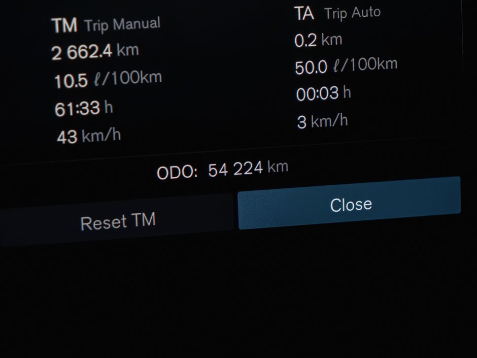 2023 Volvo XC60 B6 PLUS DARK CLIMATE-9