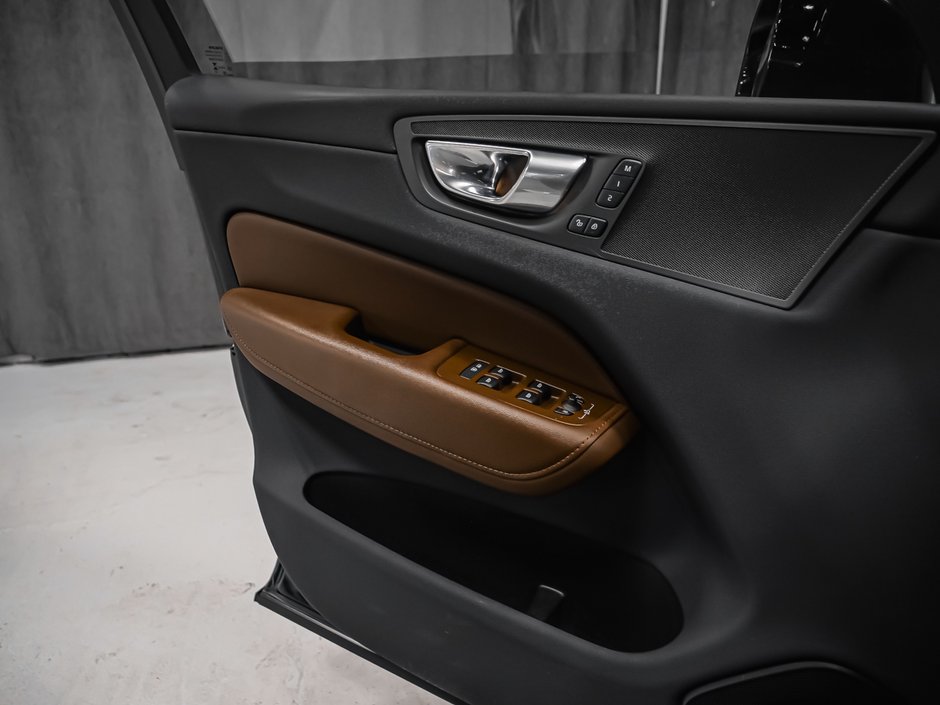2023 Volvo XC60 PLUS BRIGHT-9