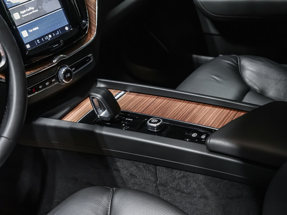 Volvo XC60 B5 PLUS DARK CLIMATE 2024-6