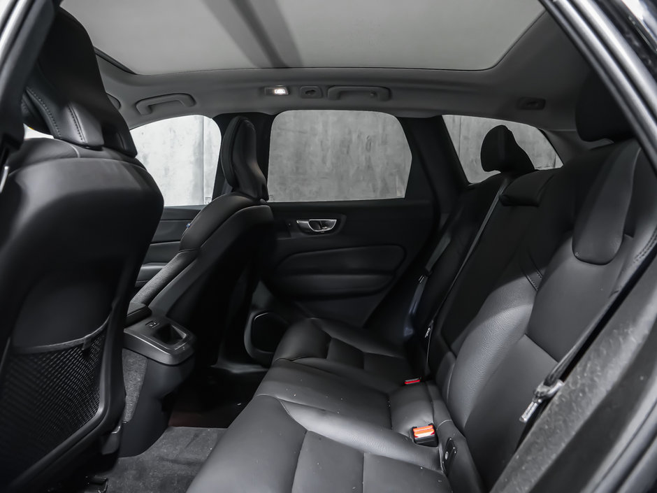 Volvo XC60 B5 PLUS DARK CLIMATE 2024-12