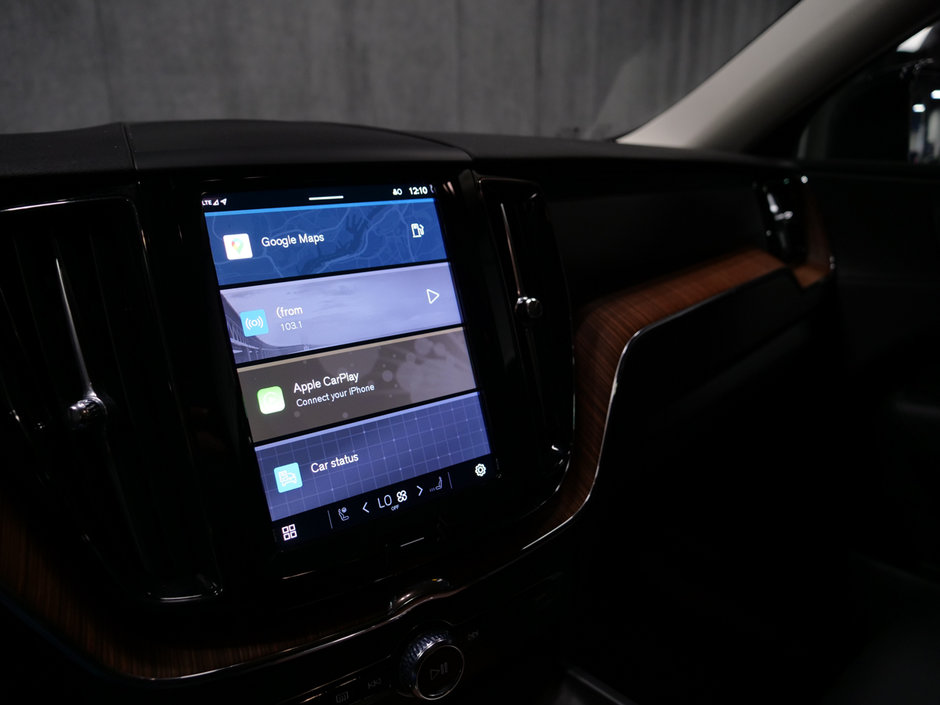 Volvo XC60 B5 PLUS DARK CLIMATE 2024-10