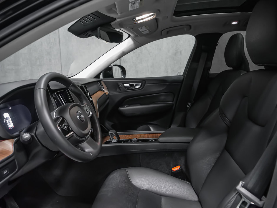 Volvo XC60 B5 PLUS DARK CLIMATE 2024-6