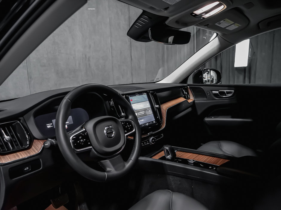 Volvo XC60 B5 PLUS DARK CLIMATE HARMAN 2024-6