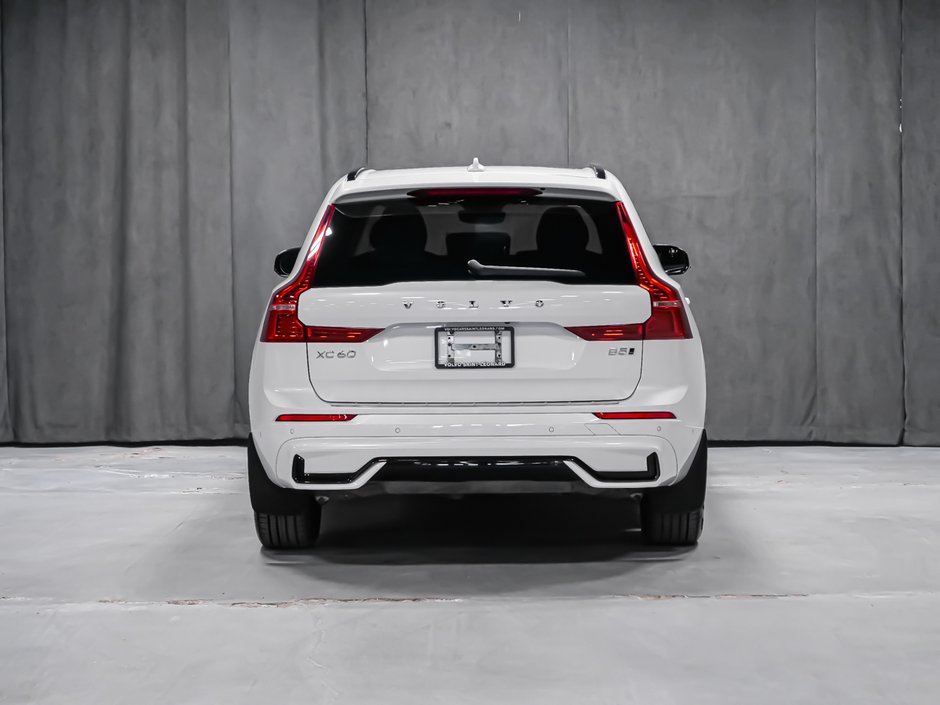 2024 Volvo XC60 B5 PLUS DARK CLIMAT HARMAN KARDON-4