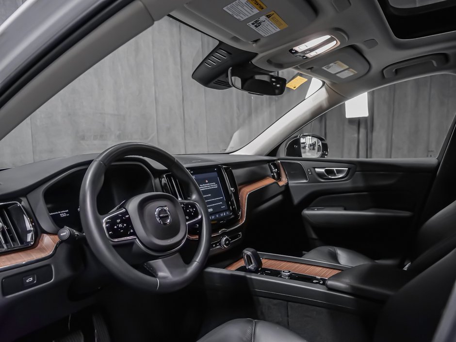 2024 Volvo XC60 B5 PLUS DARK CLIMAT HARMAN KARDON-5