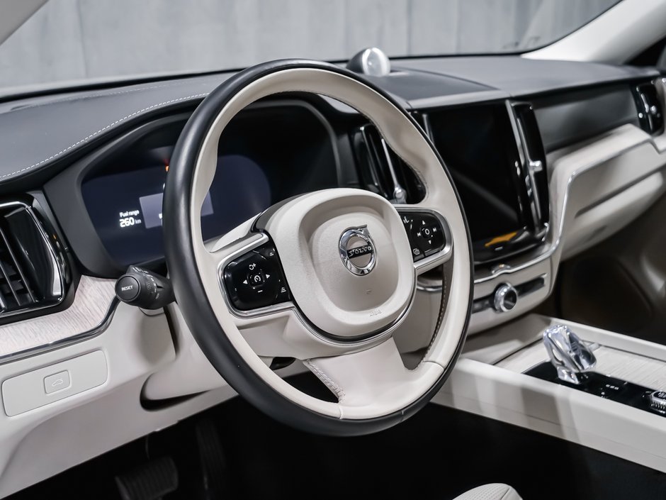 2024 Volvo XC60 B5 ULTIMATE DARK-5