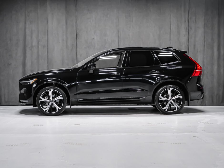 2024 Volvo XC60 B5 ULTIMATE DARK-2