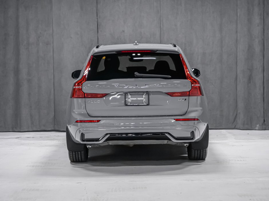 2024 Volvo XC60 B5 PLUS DARK-4