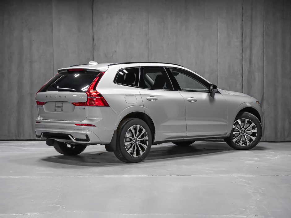 2025 Volvo XC60 Plus-2