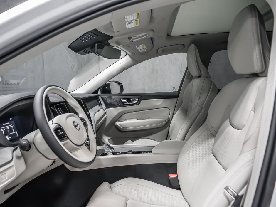 2025 Volvo XC60 Ultra-12