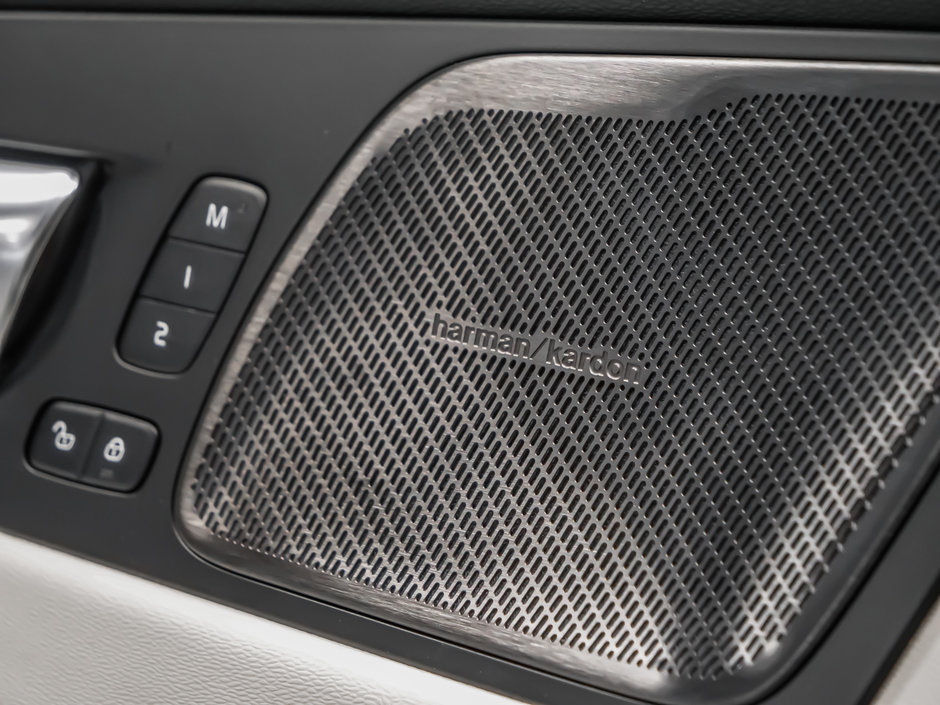 2025 Volvo XC60 Ultra-10