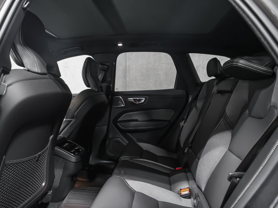 Volvo XC60 Ultra 2025-14