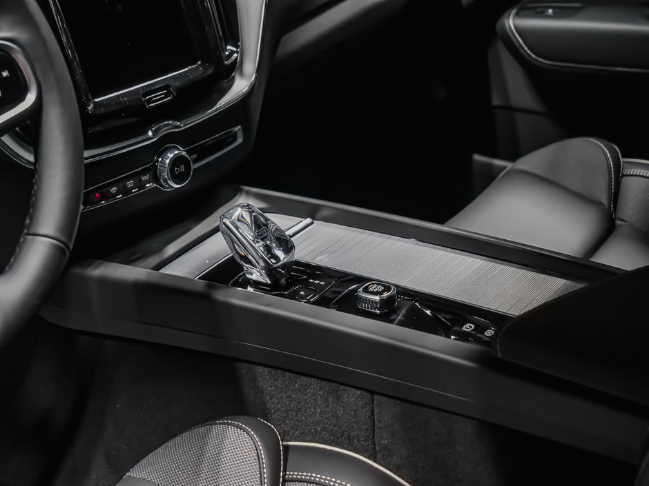 Volvo XC60 Ultra 2025-7