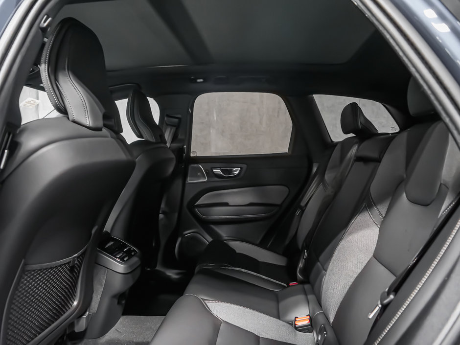 Volvo XC60 Ultra 2025-14