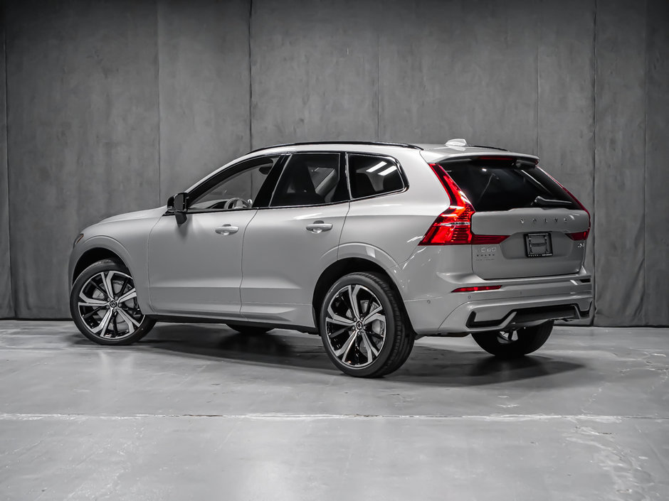 2025 Volvo XC60 Ultra-2