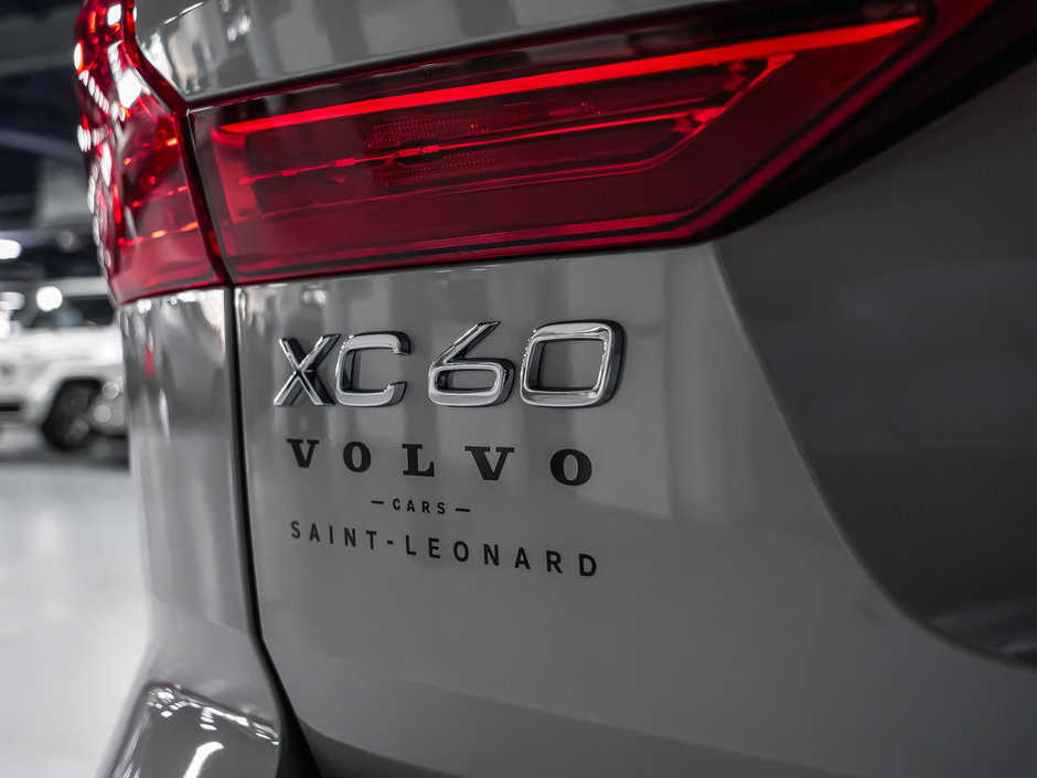 2025 Volvo XC60 Ultra-14