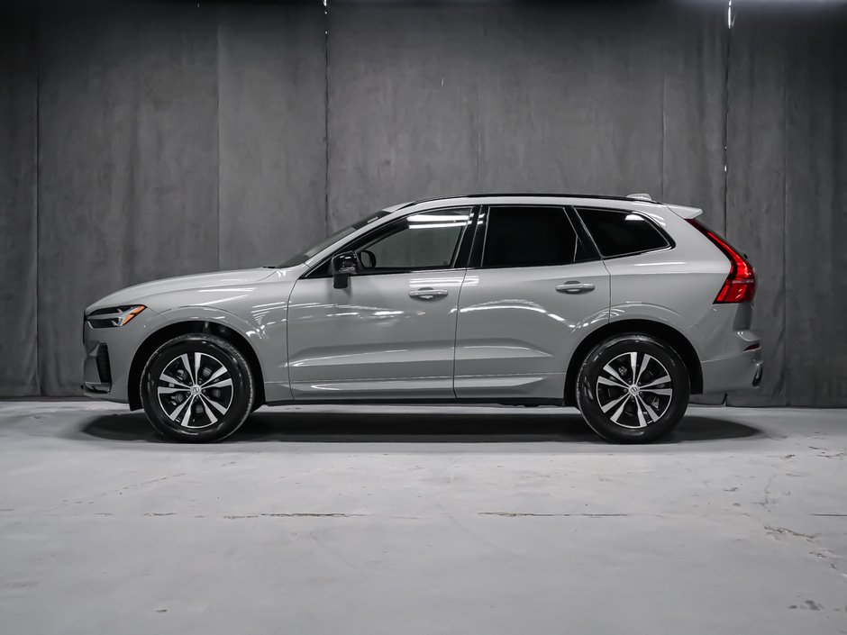 2025 Volvo XC60 B5 CORE DARK CLIMATE-2