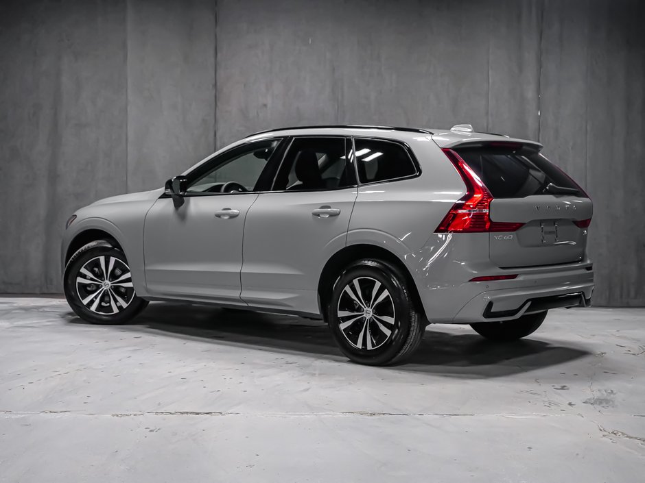 2025 Volvo XC60 B5 CORE DARK CLIMATE-4