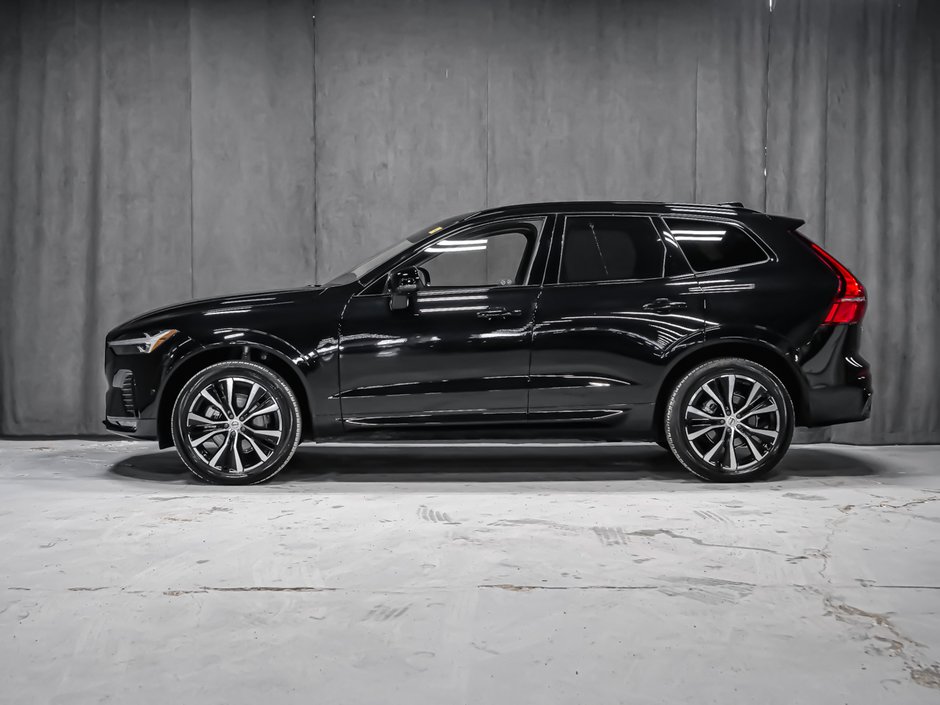 Volvo XC60 B5 PLUS DARK 2025-4