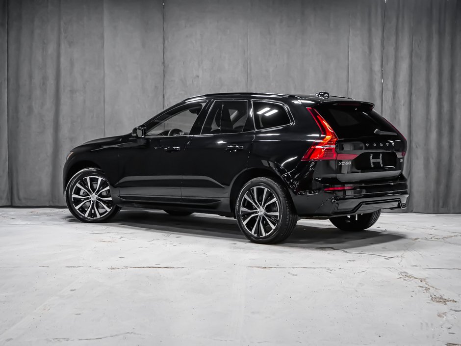 Volvo XC60 B5 PLUS DARK 2025-3