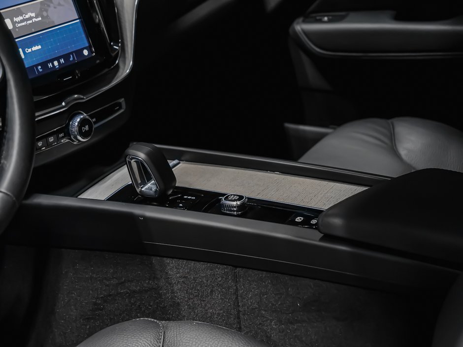 Volvo XC60 B5 PLUS DARK 2025-7