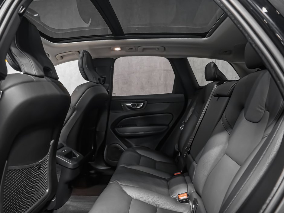 2025 Volvo XC60 B5 PLUS DARK CLIMATE HARMAN-14