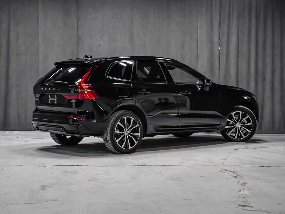 2025 Volvo XC60 B5 PLUS DARK CLIMATE HARMAN-2