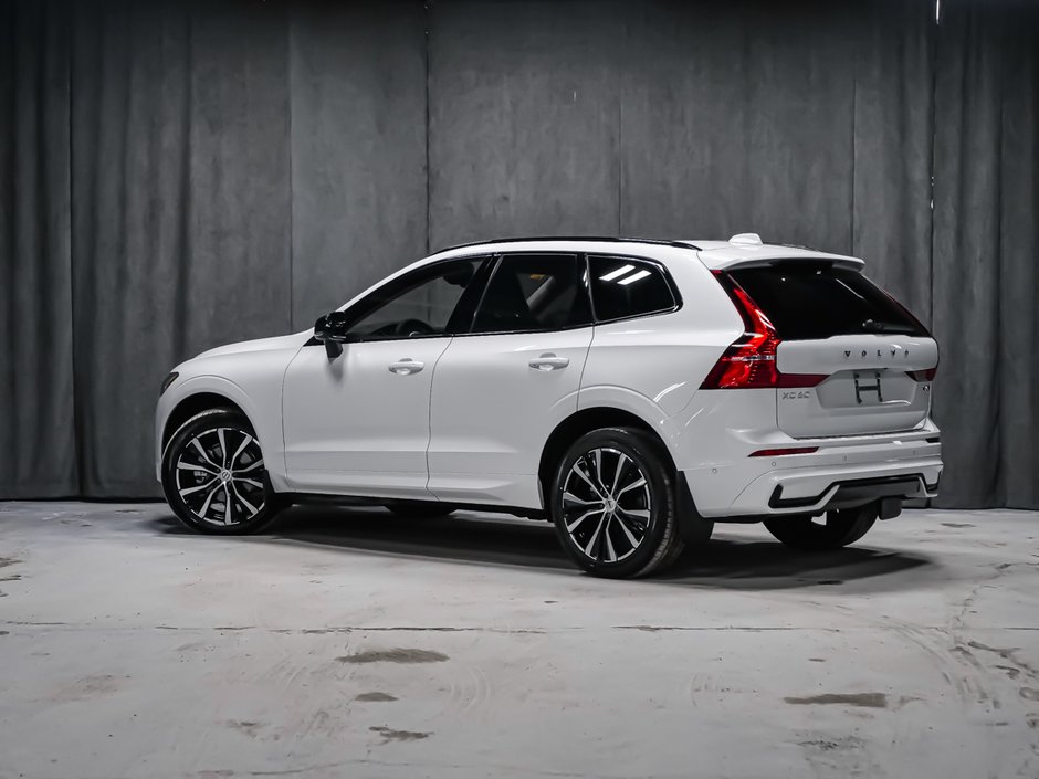 Volvo XC60 Plus, B5 AWD, Dark Theme 2025-3