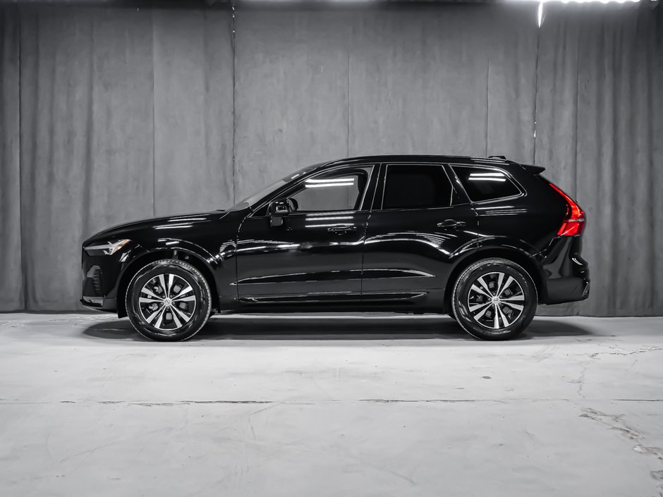 Volvo XC60 B5 CORE DARK CLIMATE 2025-2