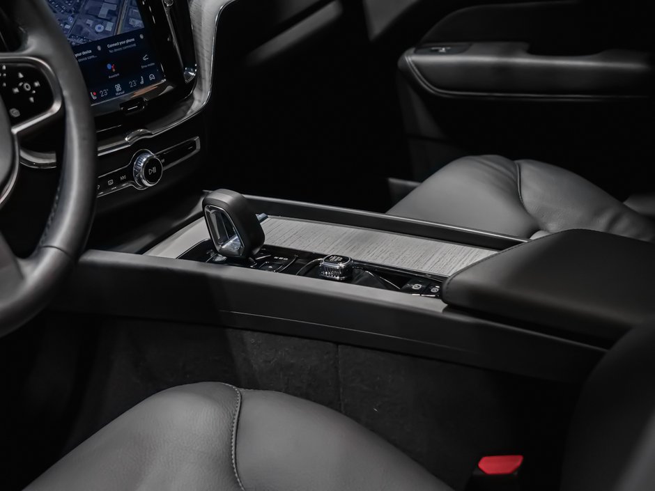 2025 Volvo XC60 B5 PLUS DARK CLIMATE-6