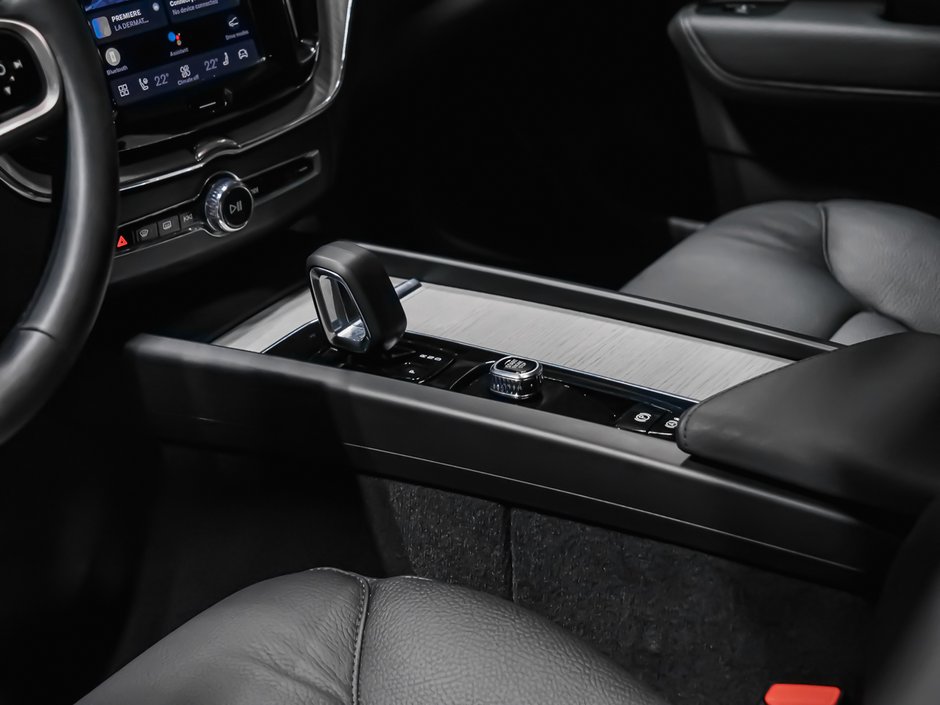 Volvo XC60 B5 PLUS DARK CLIMATE HARMAN KARDON 2025-6