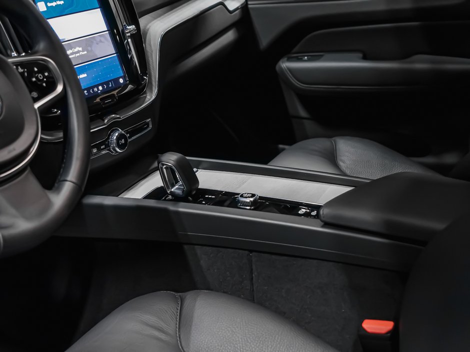 2025 Volvo XC60 B5 PLUS DARK CLIMAT MAGS 20PO-7