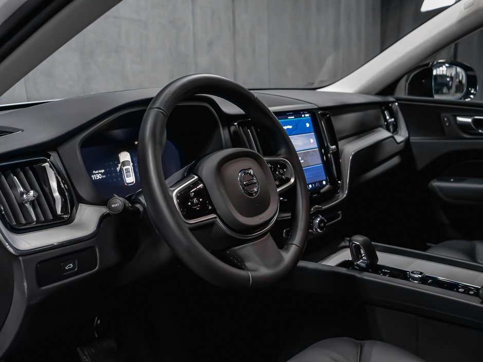 2025 Volvo XC60 B5 PLUS DARK CLIMAT MAGS 20PO-8