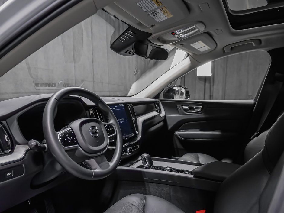 Volvo XC60 B5 PLUS DARK CLIMAT MAGS 20PO 2025-4