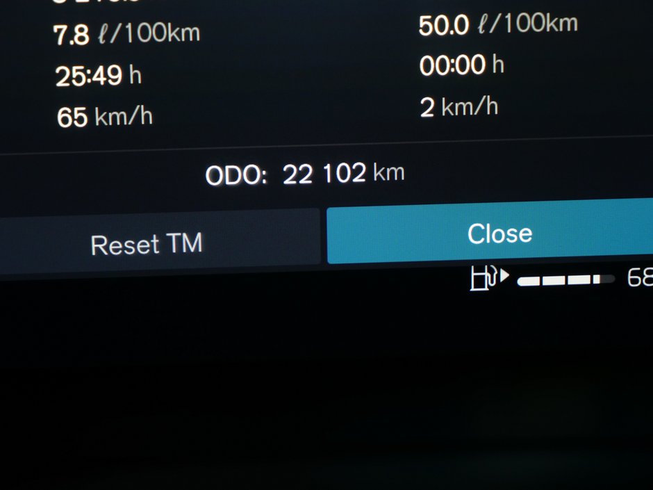 Volvo XC60 B5 PLUS DARK CLIMATE 2025-10