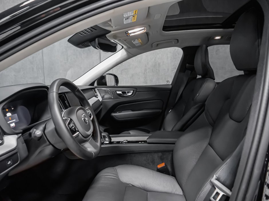 2025 Volvo XC60 B5 PLUS DARK CLIMATE-11