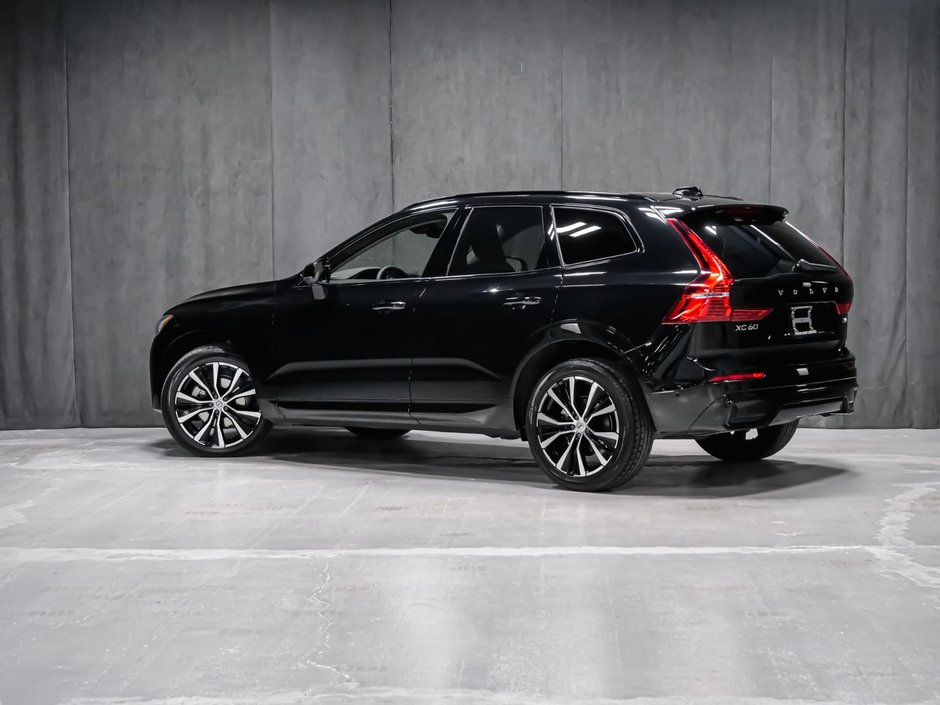 2025 Volvo XC60 B5 PLUS DARK CLIMATE-3