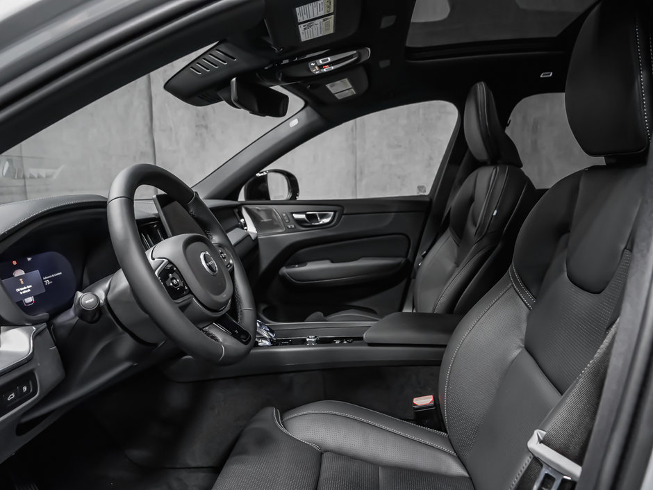 2026 Volvo XC60 Ultra Black Edition-28