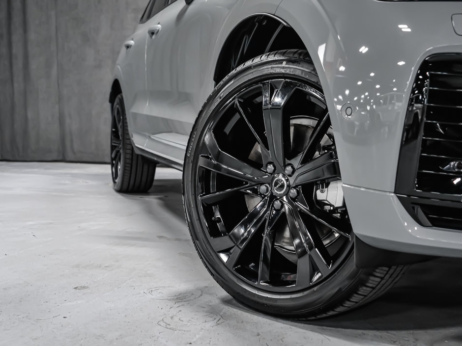 2026 Volvo XC60 Ultra Black Edition-25