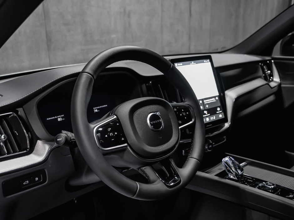 2026 Volvo XC60 Ultra Black Edition-13