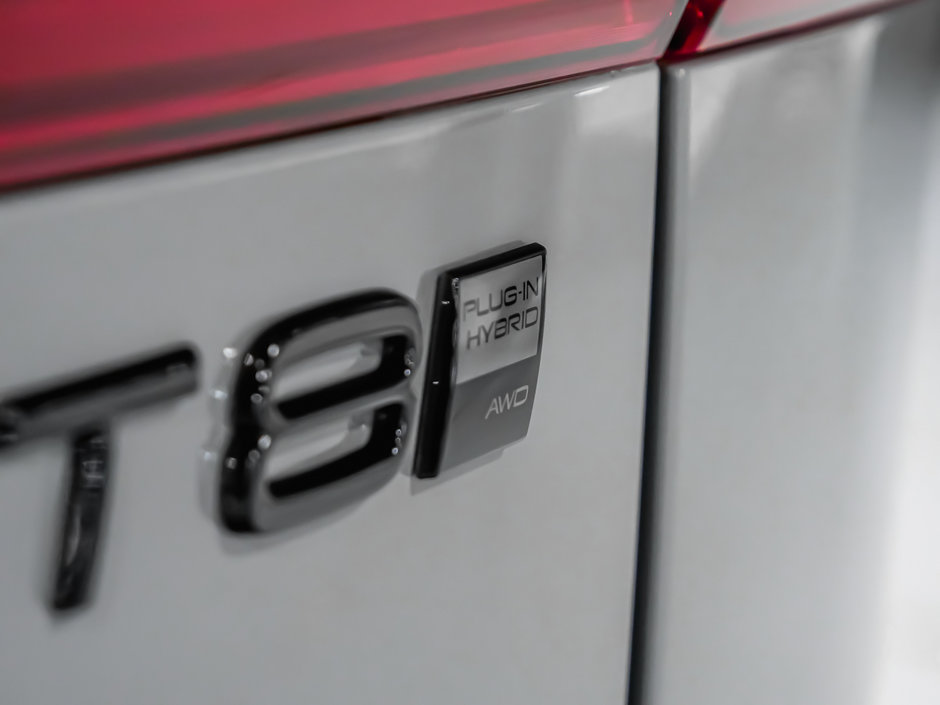 2026 Volvo XC60 Ultra Black Edition-9