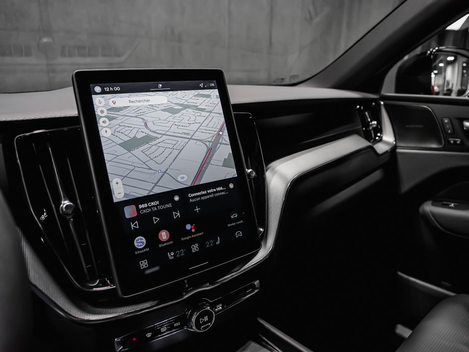 2026 Volvo XC60 Ultra Black Edition-14