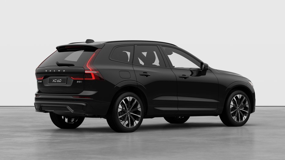 2026 Volvo XC60 Plus Dark Theme-3