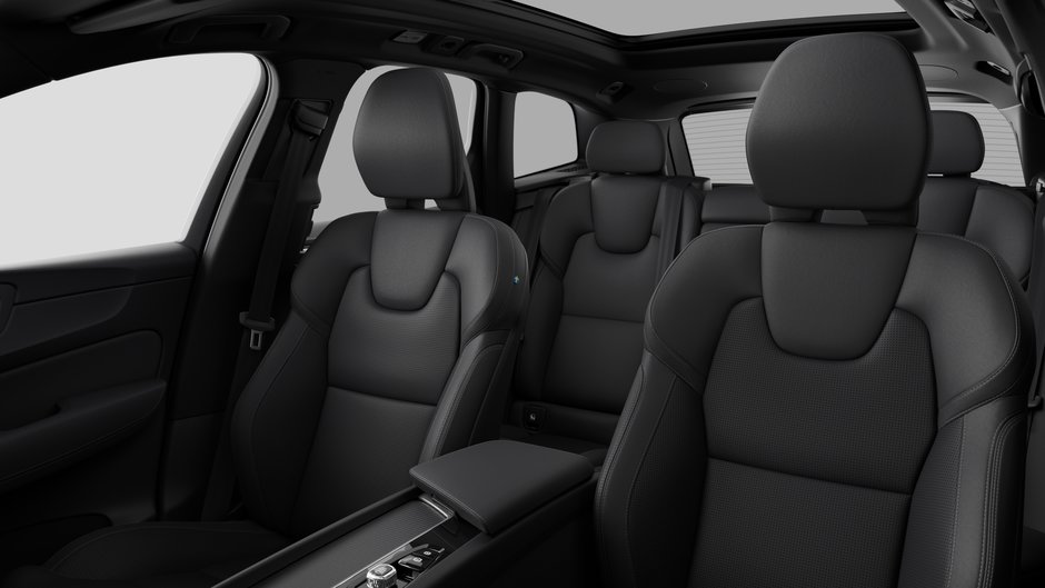 2026 Volvo XC60 Ultra Black Edition-11