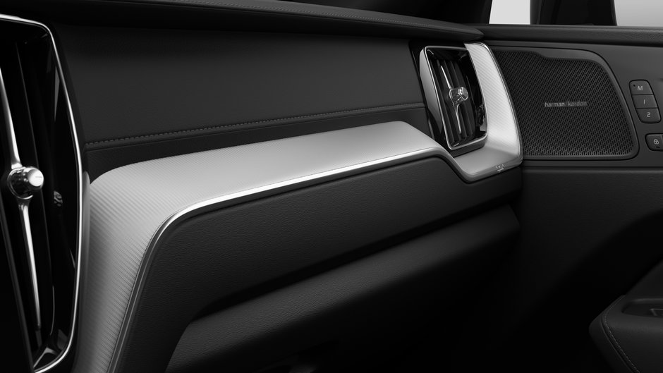 2026 Volvo XC60 Ultra Black Edition-8