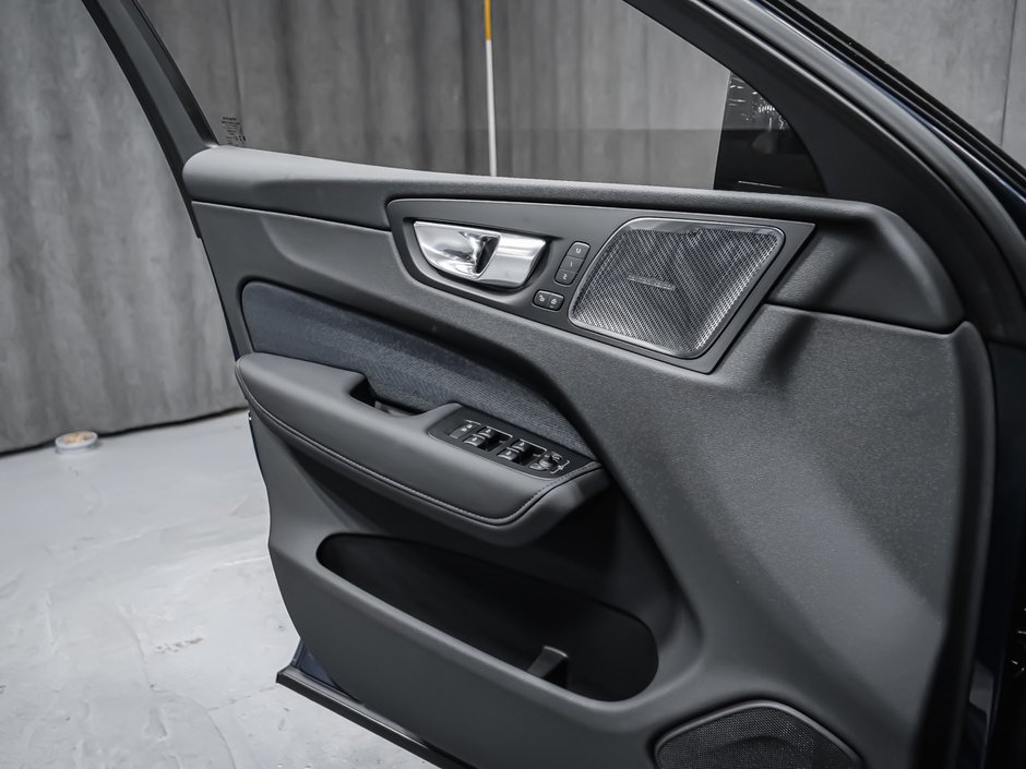 2026 Volvo XC60 Ultra-12